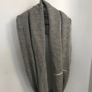 H&M Infinity Scarf Black and White